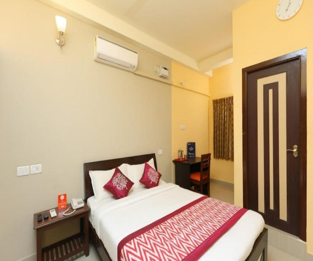 Its South East Residency Hotel Csennai Kültér fotó